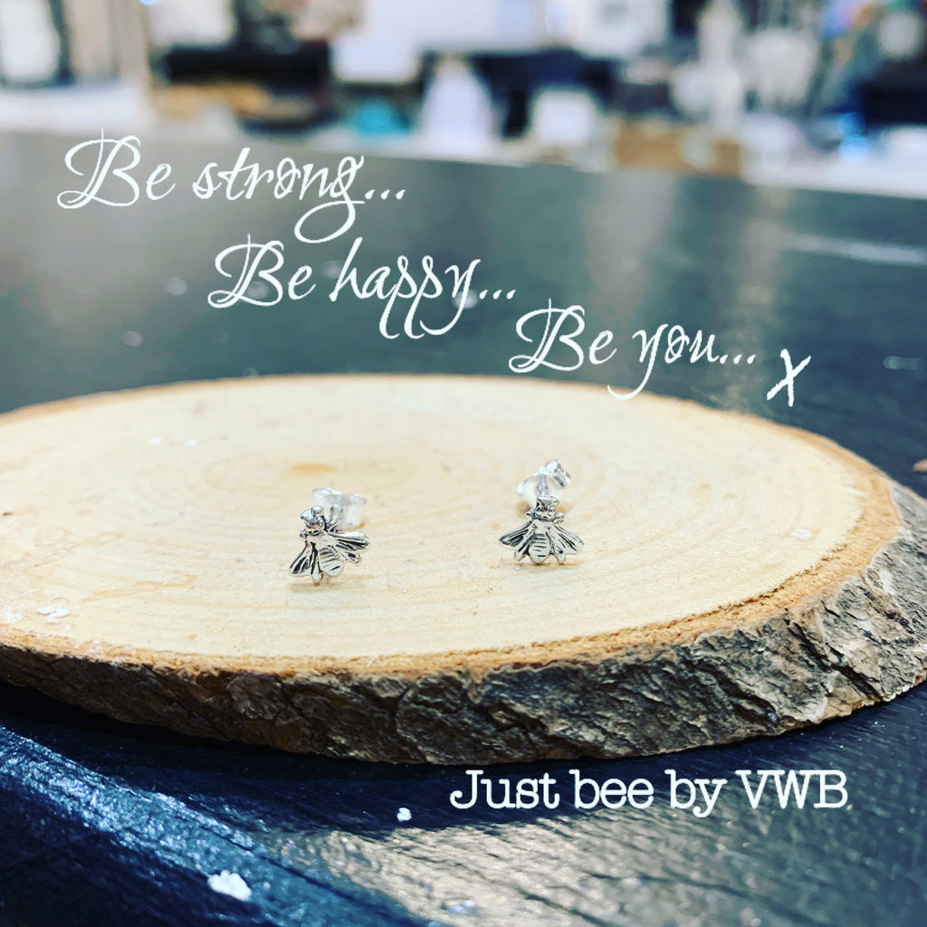 Just bee earrings